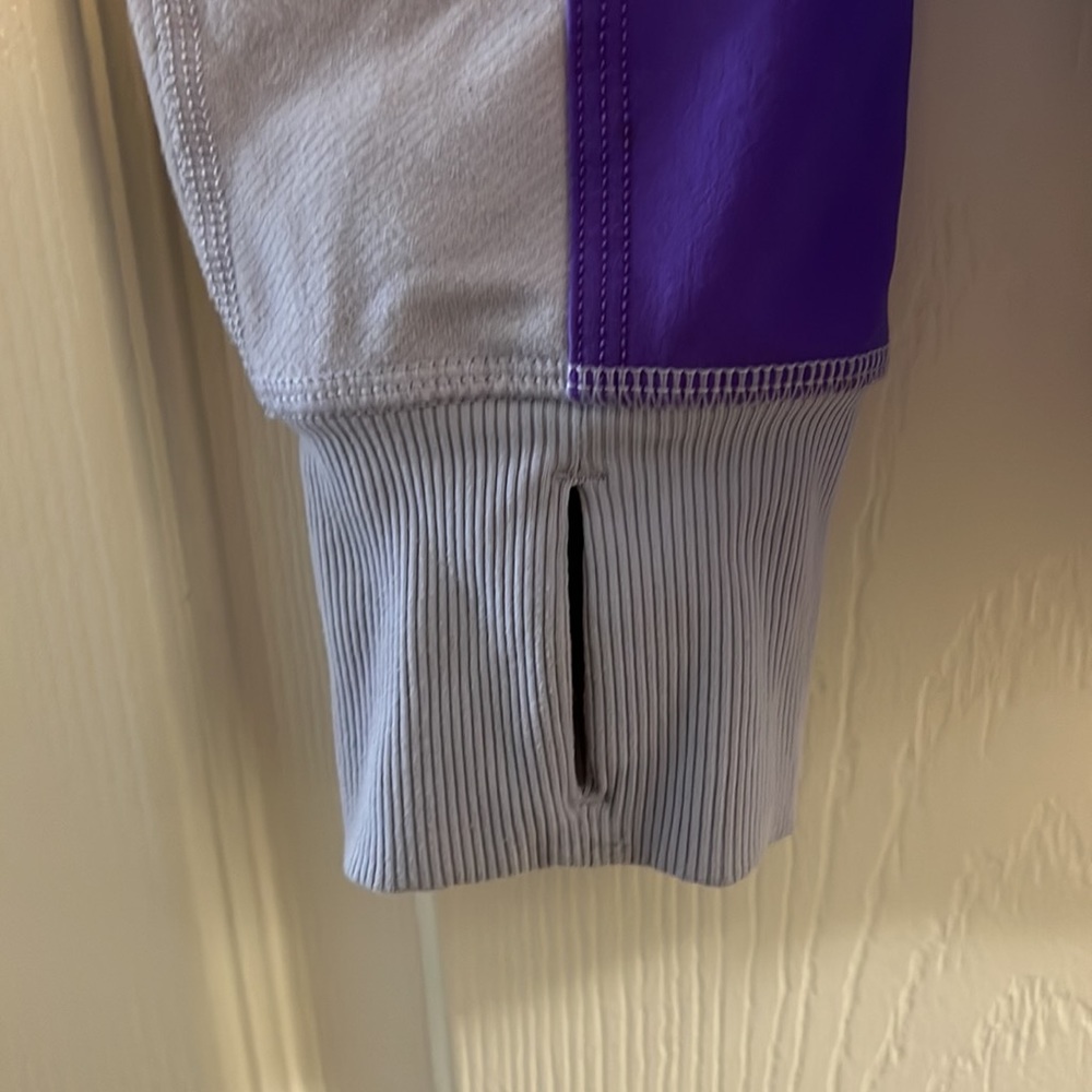 Lululemon Jacket - Picture 4 of 5